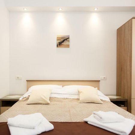 Apartment Rosemary 24 Krk Town Exterior foto