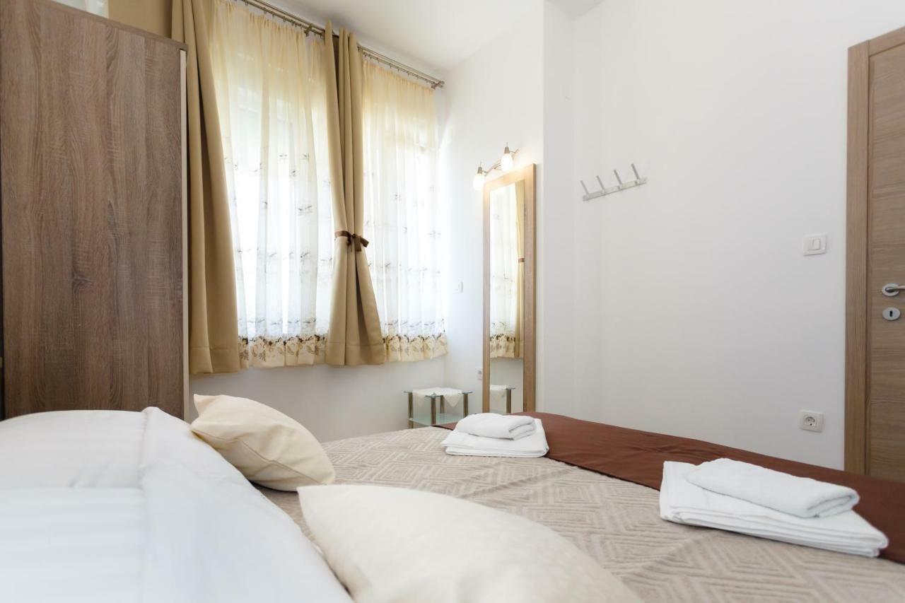 Apartment Rosemary 24 Krk Town Exterior foto