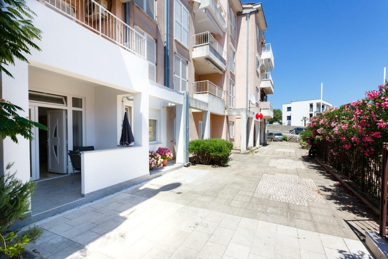 Apartment Rosemary 24 Krk Town Exterior foto